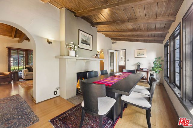 11325 Sunshine Terrace, Studio City (los Angeles), CA 91604