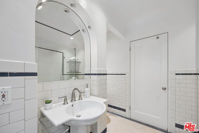 11325 Sunshine Terrace, Studio City (los Angeles), CA 91604