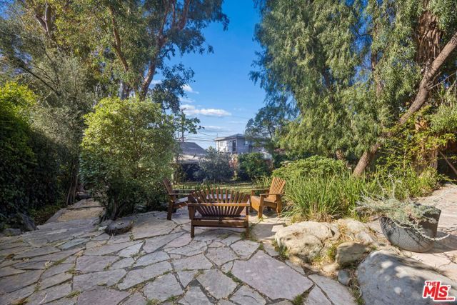 11325 Sunshine Terrace, Studio City (los Angeles), CA 91604