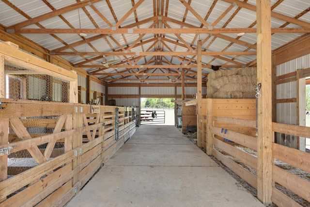 2706 S TERRY LN RD, Covington, TN 38019
