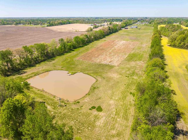 2706 S TERRY LN RD, Covington, TN 38019