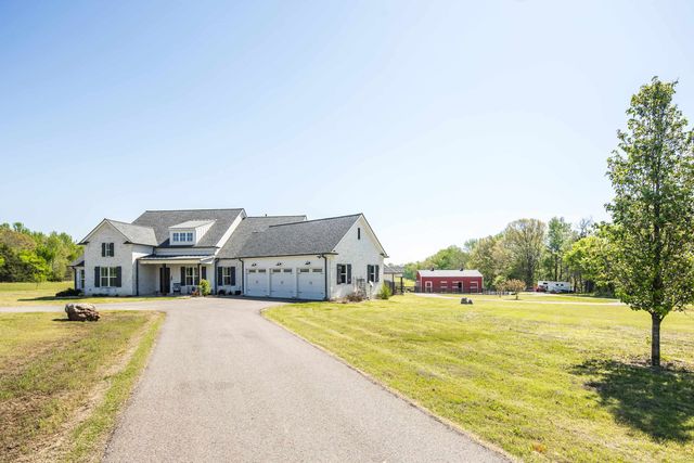 2706 S TERRY LN RD, Covington, TN 38019