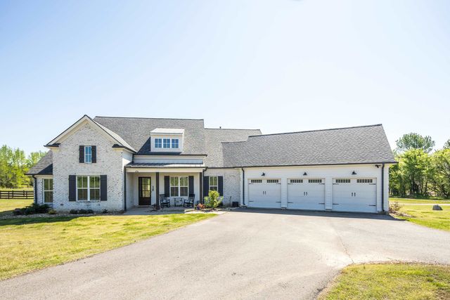 2706 S TERRY LN RD, Covington, TN 38019