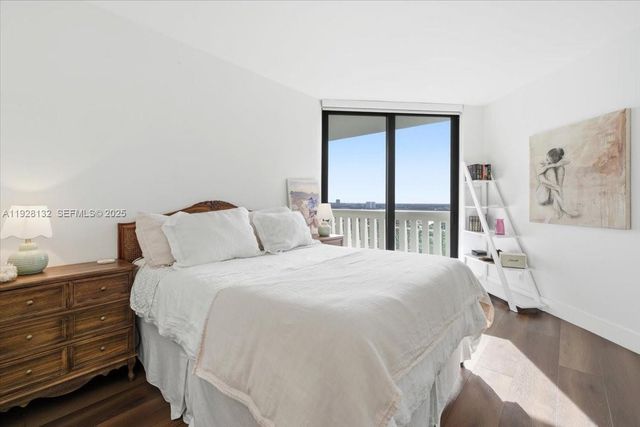 3000 Island Blvd 2802, Aventura, FL 33160