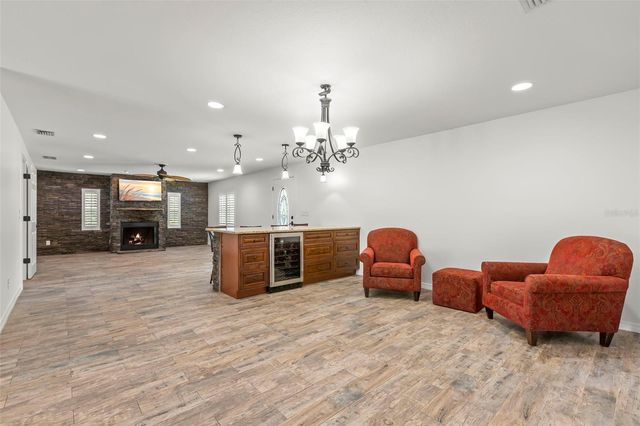 17309 N DALE MABRY HIGHWAY, Lutz, FL 33548
