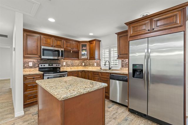 17309 N DALE MABRY HIGHWAY, Lutz, FL 33548