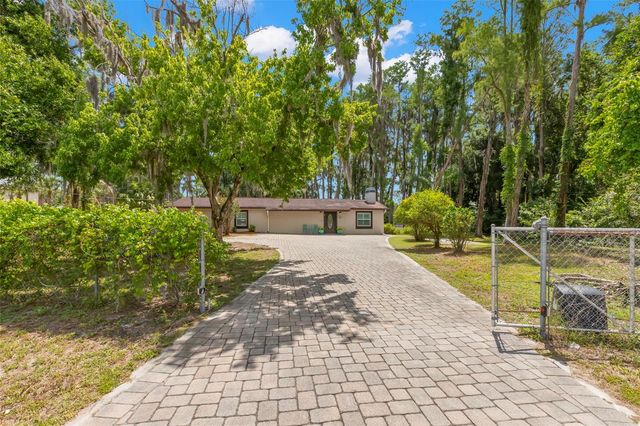 17309 N DALE MABRY HIGHWAY, Lutz, FL 33548