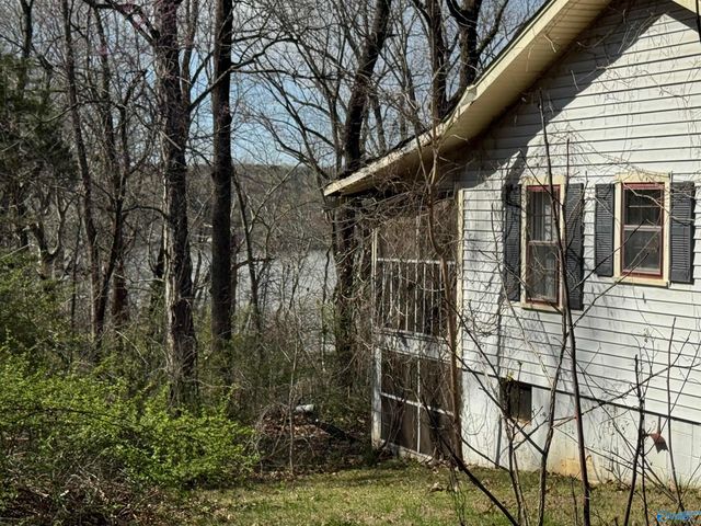 18387 Dement Road, Athens, AL 35611