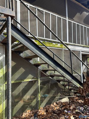 18387 Dement Road, Athens, AL 35611