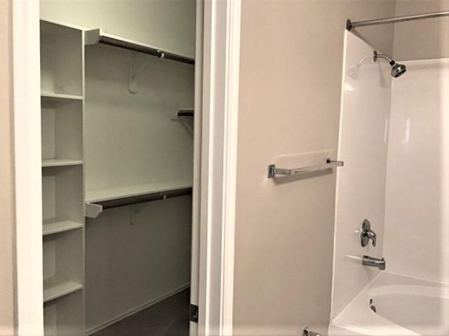 2026 Acorn Glen Trail, Fresno, TX 77545