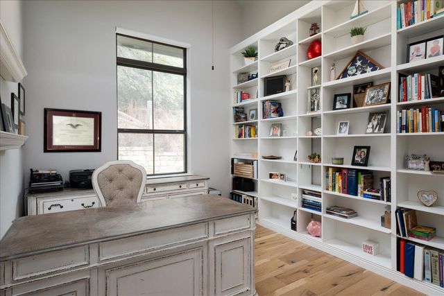 821 S Angel Light DR, Spicewood, TX 78669