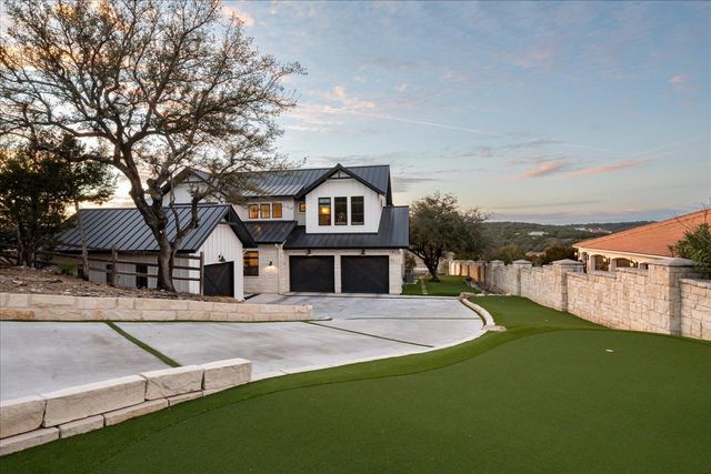 821 S Angel Light DR, Spicewood, TX 78669
