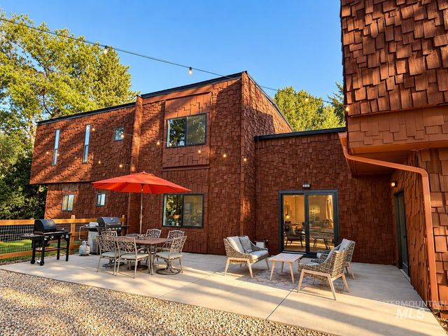 7255 W Diamond St, Boise, ID 83709