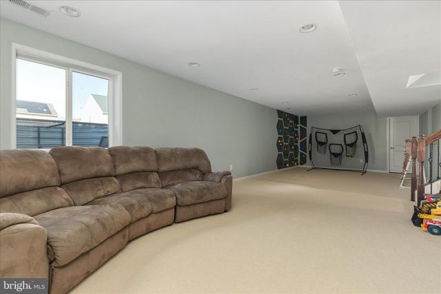 12 WILLIAM ALBERT WAY, Lovettsville, VA 20180