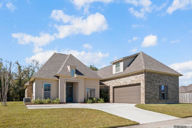 7119 Lakecrest Dr, Zachary, LA 70791