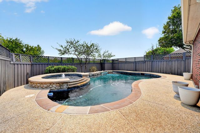 4224 Arbor Creek Drive, Carrollton, TX 75010