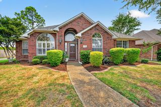 4224 Arbor Creek Drive, Carrollton, TX 75010