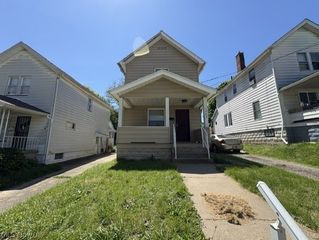 1743 Silliman Street, Youngstown, OH 44509
