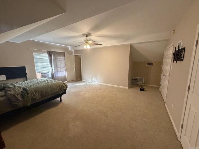 26 Ozark, Maumelle, AR 72113