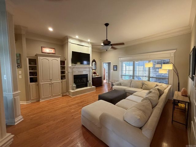 26 Ozark, Maumelle, AR 72113