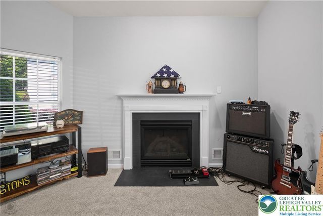 115 Bethpage Terrace, Williams Twp, PA 18042