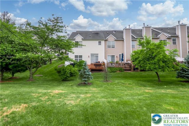 115 Bethpage Terrace, Williams Twp, PA 18042