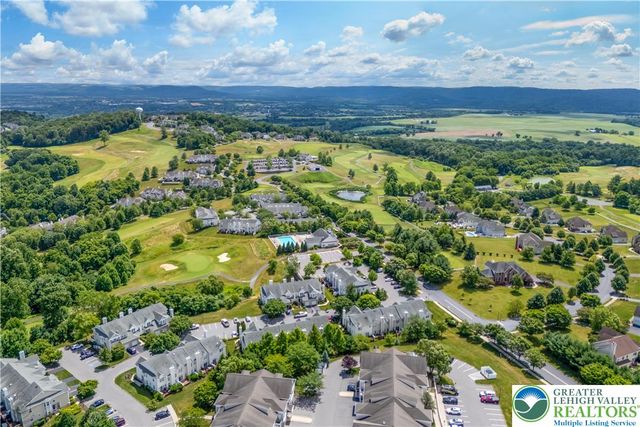 115 Bethpage Terrace, Williams Twp, PA 18042
