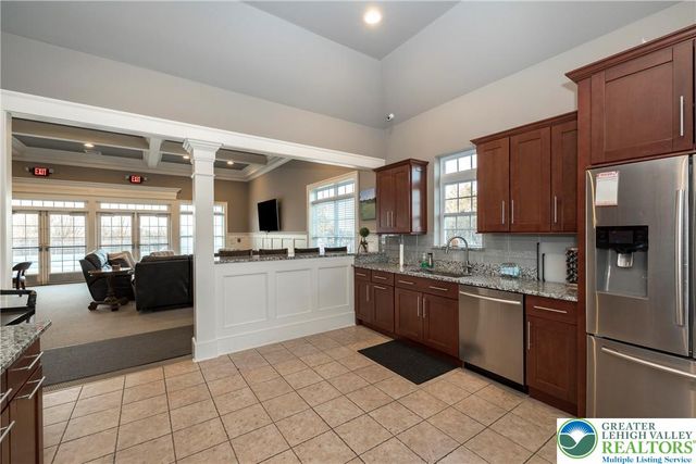 115 Bethpage Terrace, Williams Twp, PA 18042