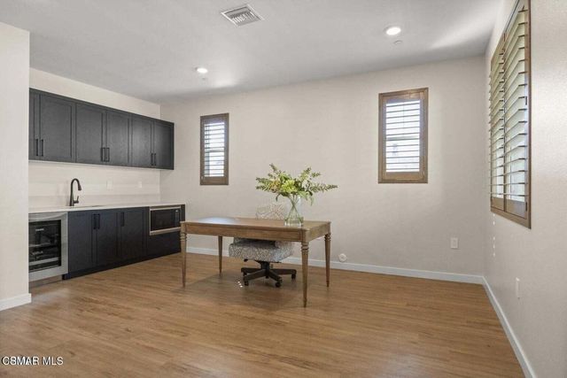 2460 Haley Point Drive 105, Ventura, CA 93003