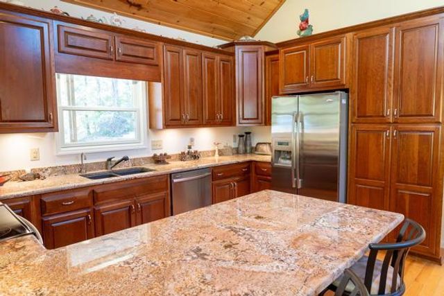 526 Mcdonald Road, Murphy, NC 28906
