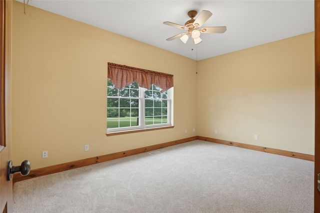 3451 Pleasant Creek Road, Palo, IA 52324