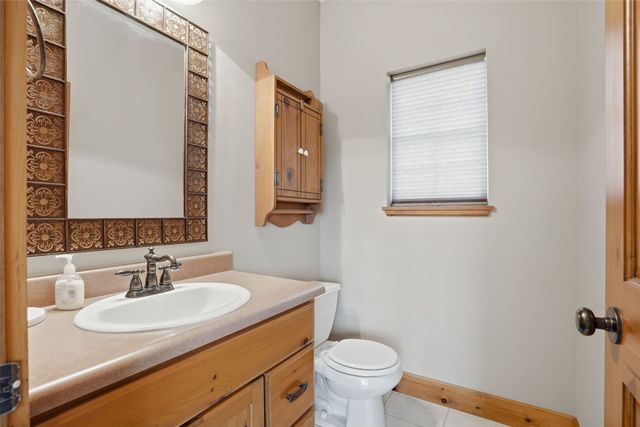 3451 Pleasant Creek Road, Palo, IA 52324