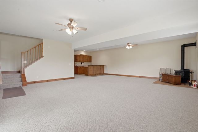 3451 Pleasant Creek Road, Palo, IA 52324