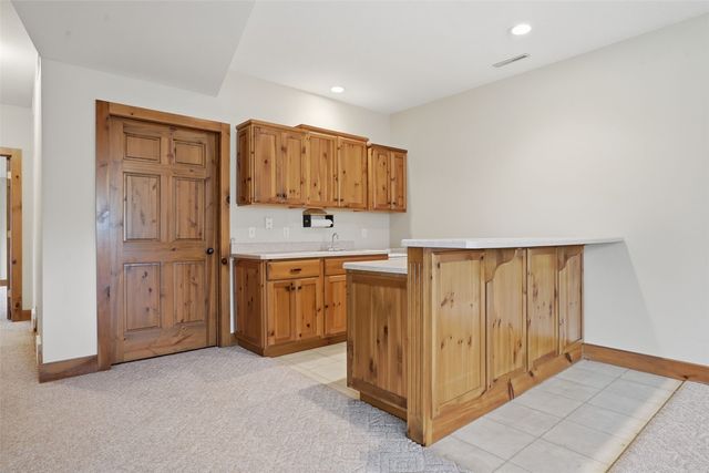 3451 Pleasant Creek Road, Palo, IA 52324