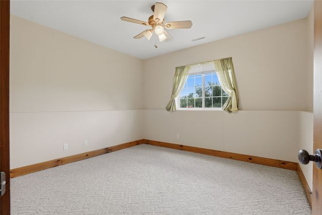 3451 Pleasant Creek Road, Palo, IA 52324