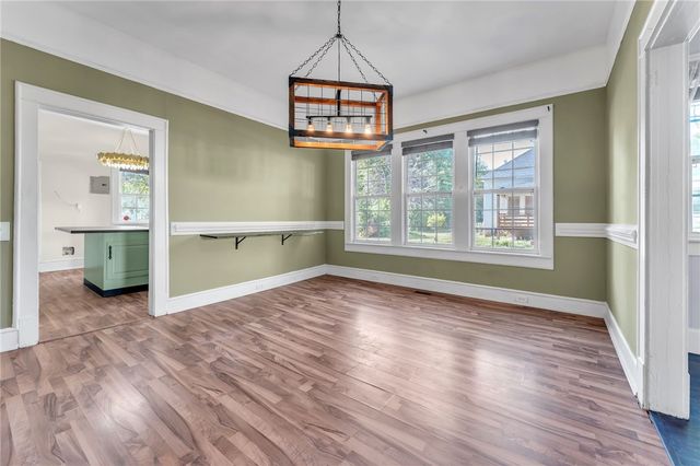 400 King Street, Easley, SC 29640