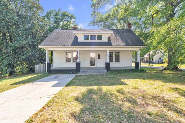 400 King Street, Easley, SC 29640