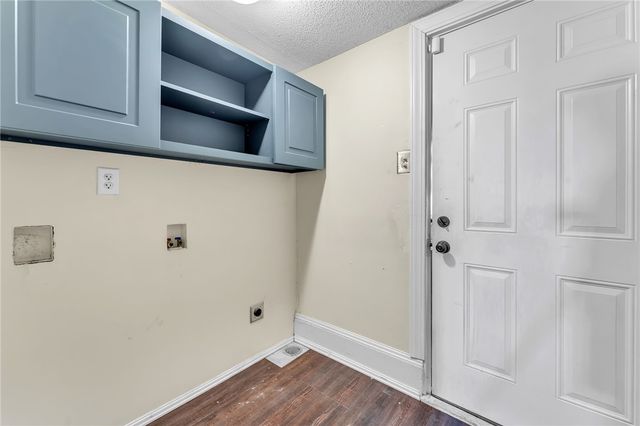 400 King Street, Easley, SC 29640