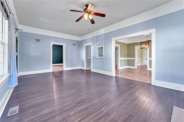 400 King Street, Easley, SC 29640