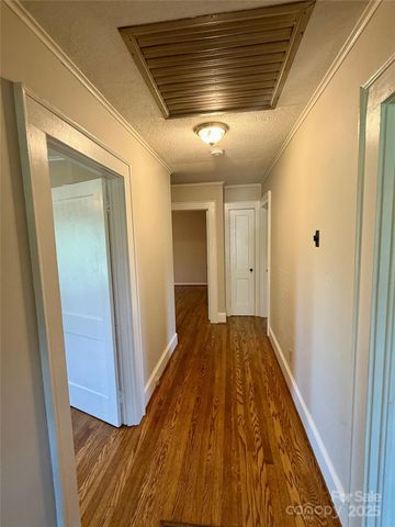 2550 Lail Road, Glen Alpine, NC 28655