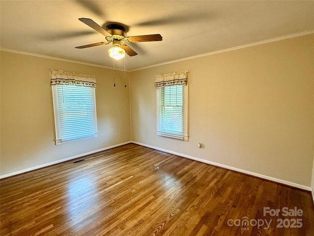 2550 Lail Road, Glen Alpine, NC 28655