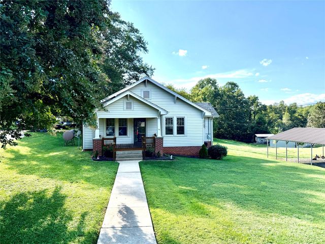 2550 Lail Road, Glen Alpine, NC 28655