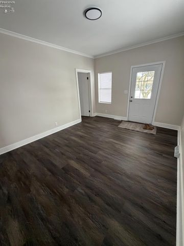 1419 Milan Road, Sandusky, OH 44870