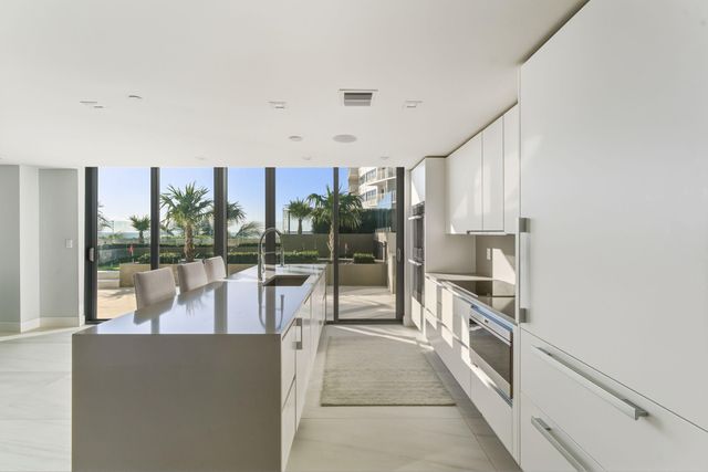 730 N Ocean Blvd 404, Pompano Beach, FL 33062