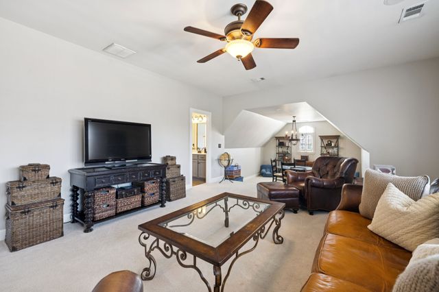 1790 Northumberland Dr, Brentwood, TN 37027