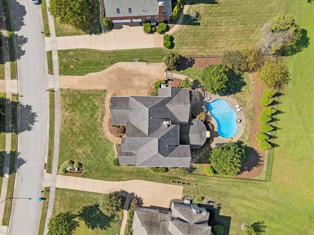 1790 Northumberland Dr, Brentwood, TN 37027