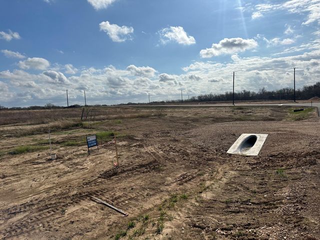 110 Grace LN, Dale, TX 78616