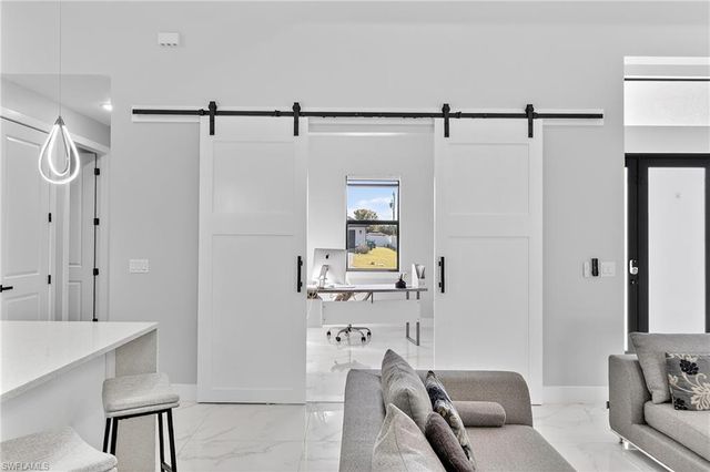 118 NW 2nd AVE, Cape Coral, FL 33993