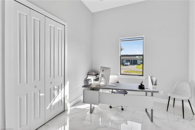 118 NW 2nd AVE, Cape Coral, FL 33993