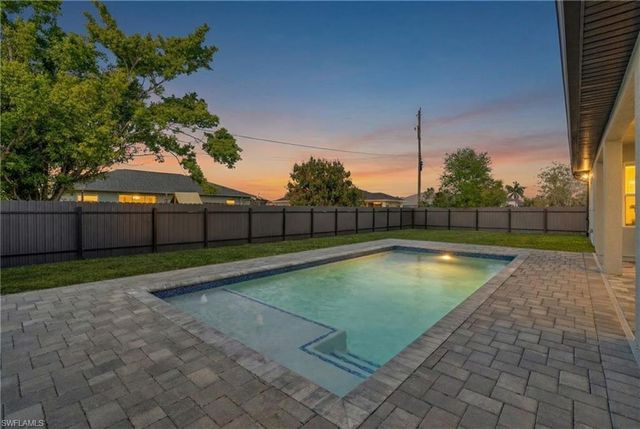 118 NW 2nd AVE, Cape Coral, FL 33993